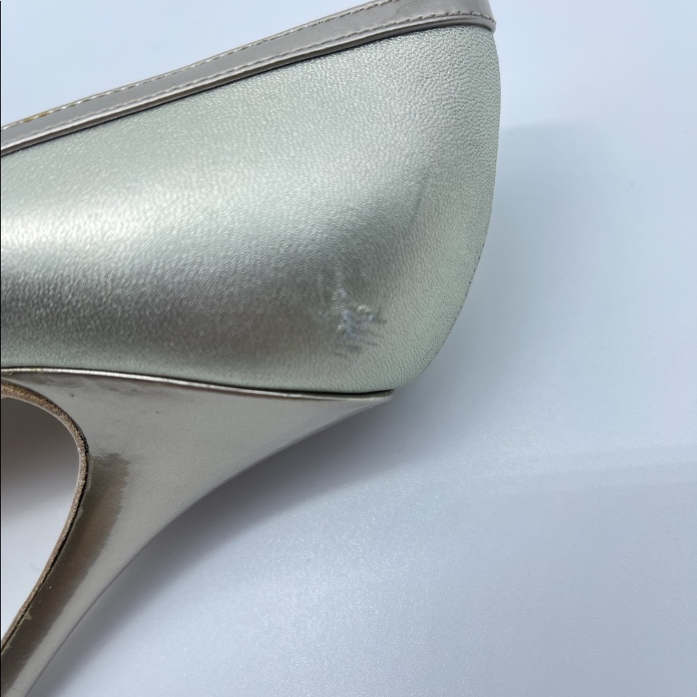 Fendi Gold Heels - Picture 9 of 10